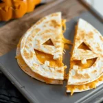 Easy Halloween food ideas : Fun and Easy Jack-o-lantern Cheese Quesadillas