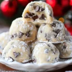 Christmas Cookie Recipes Holiday : Chocolate Chip Snowball Cookies